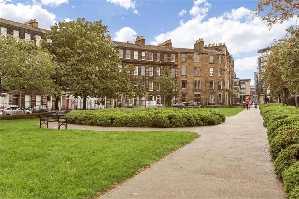 1 Bedrooms Flat In Central Edinburgh Haymarket, Heart Of Edinburgh Flat Sleeps 4 , Zewnętrze zdjęcie